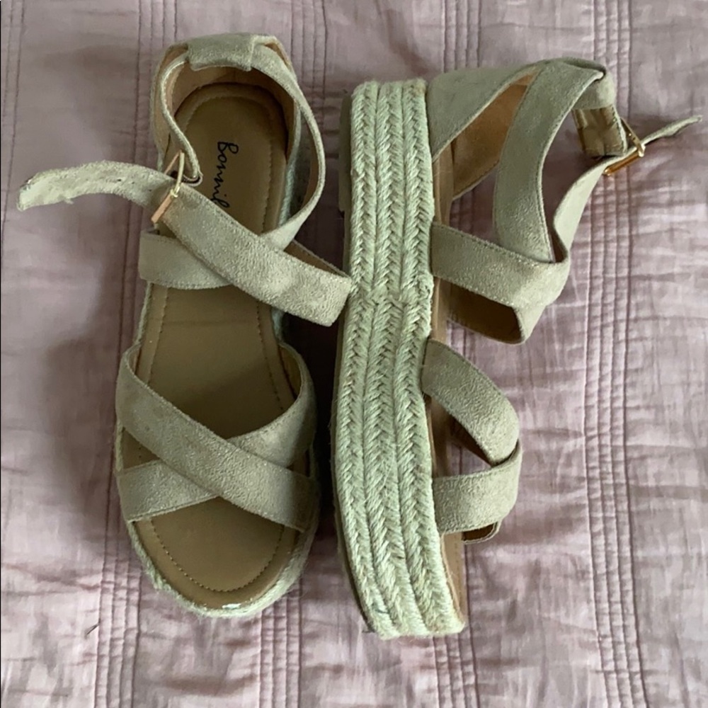 Platform Strapy Sandals - Picture 3 of 4